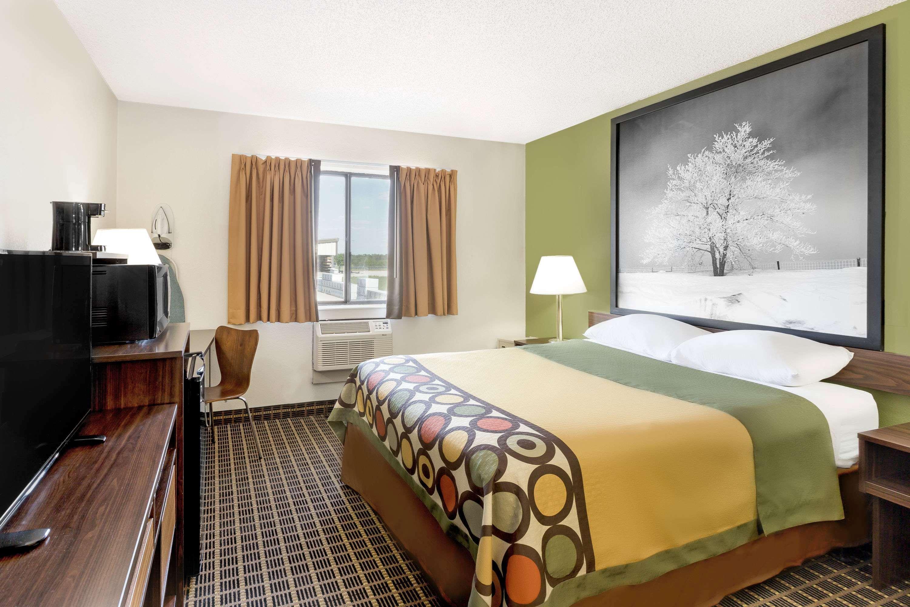 ซูเปอร์ 8 บาย วินด์แฮม นอร์ฟอล์ค Motel นอร์โฟล์ค ภายนอก รูปภาพ