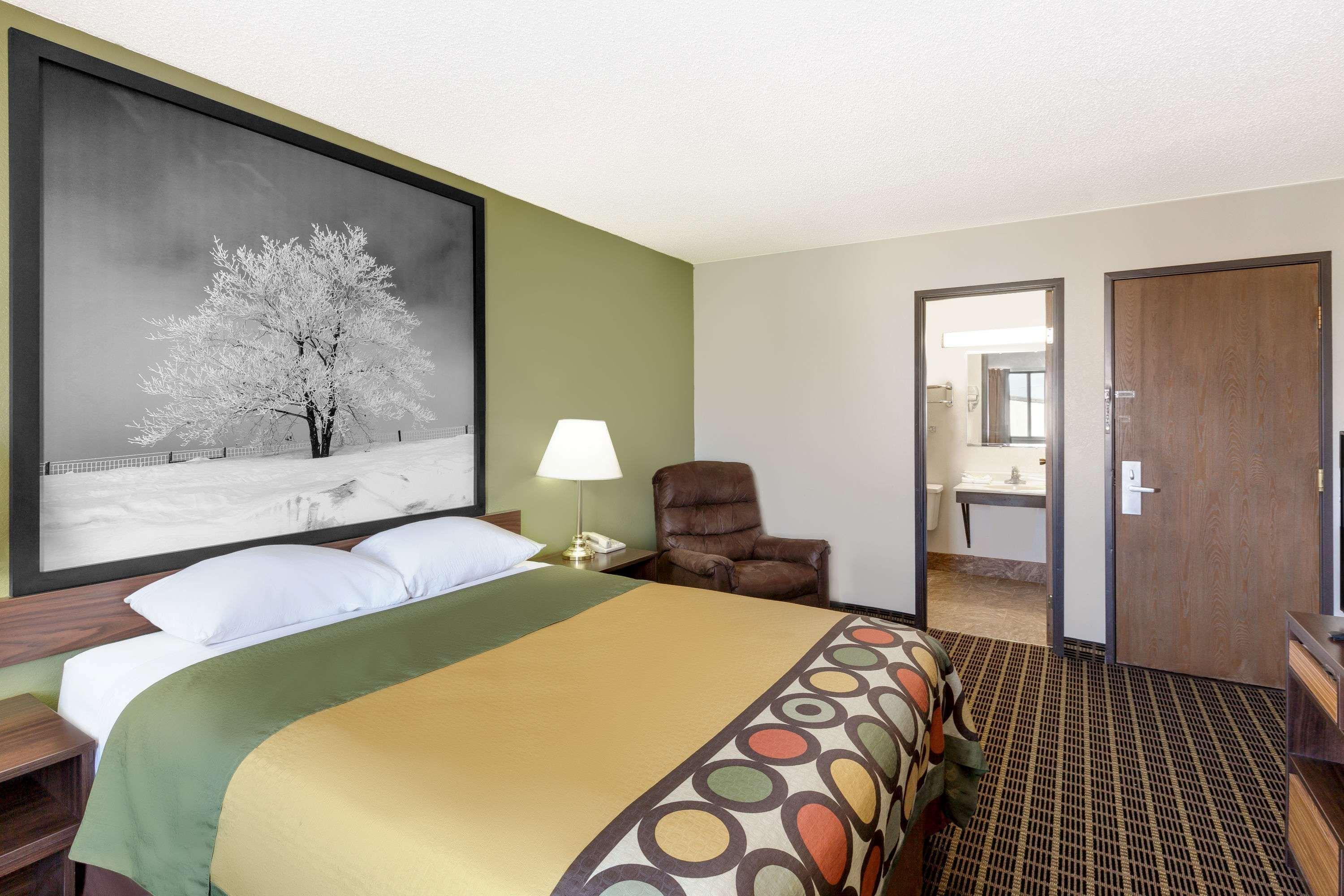 ซูเปอร์ 8 บาย วินด์แฮม นอร์ฟอล์ค Motel นอร์โฟล์ค ภายนอก รูปภาพ