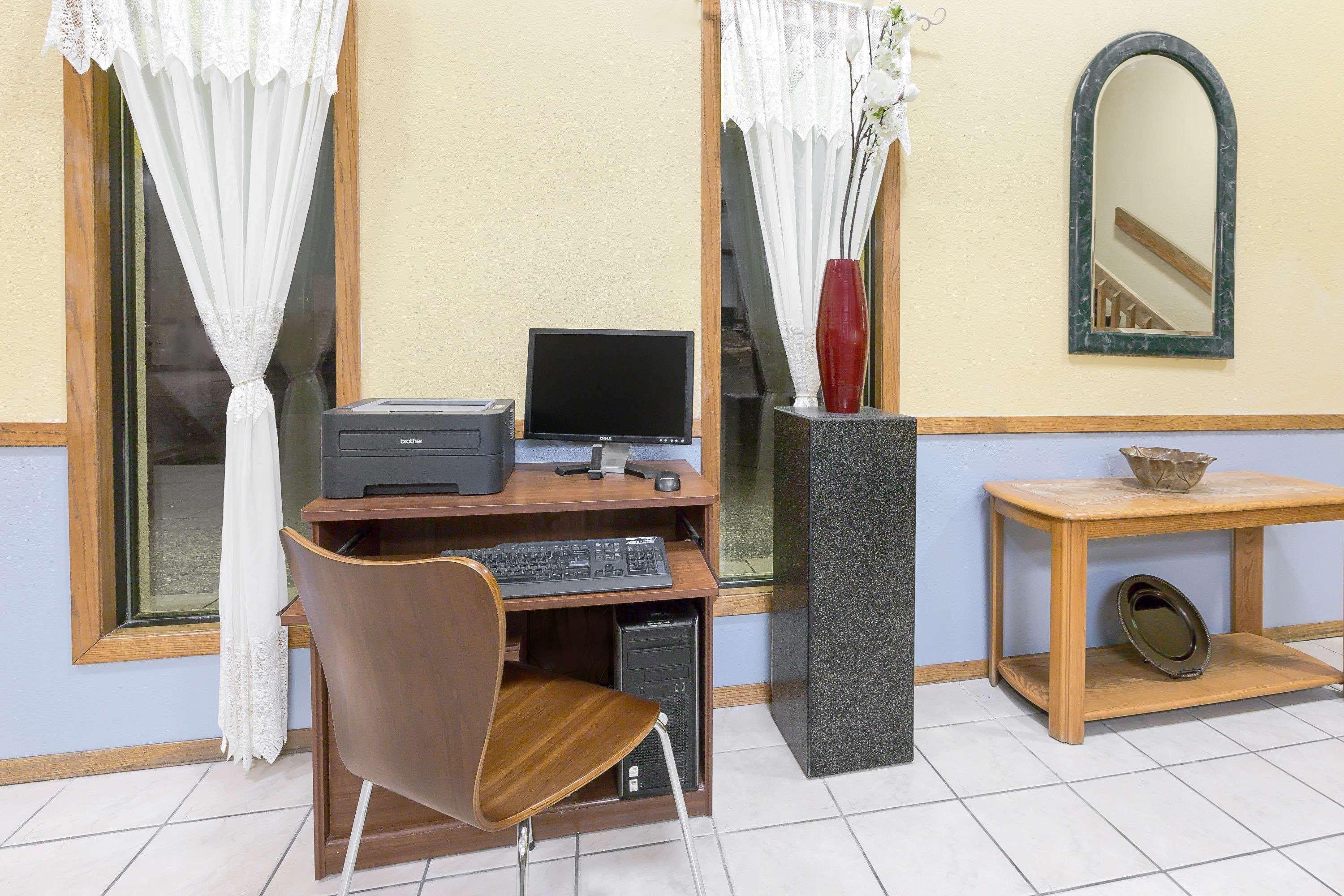 ซูเปอร์ 8 บาย วินด์แฮม นอร์ฟอล์ค Motel นอร์โฟล์ค ภายนอก รูปภาพ