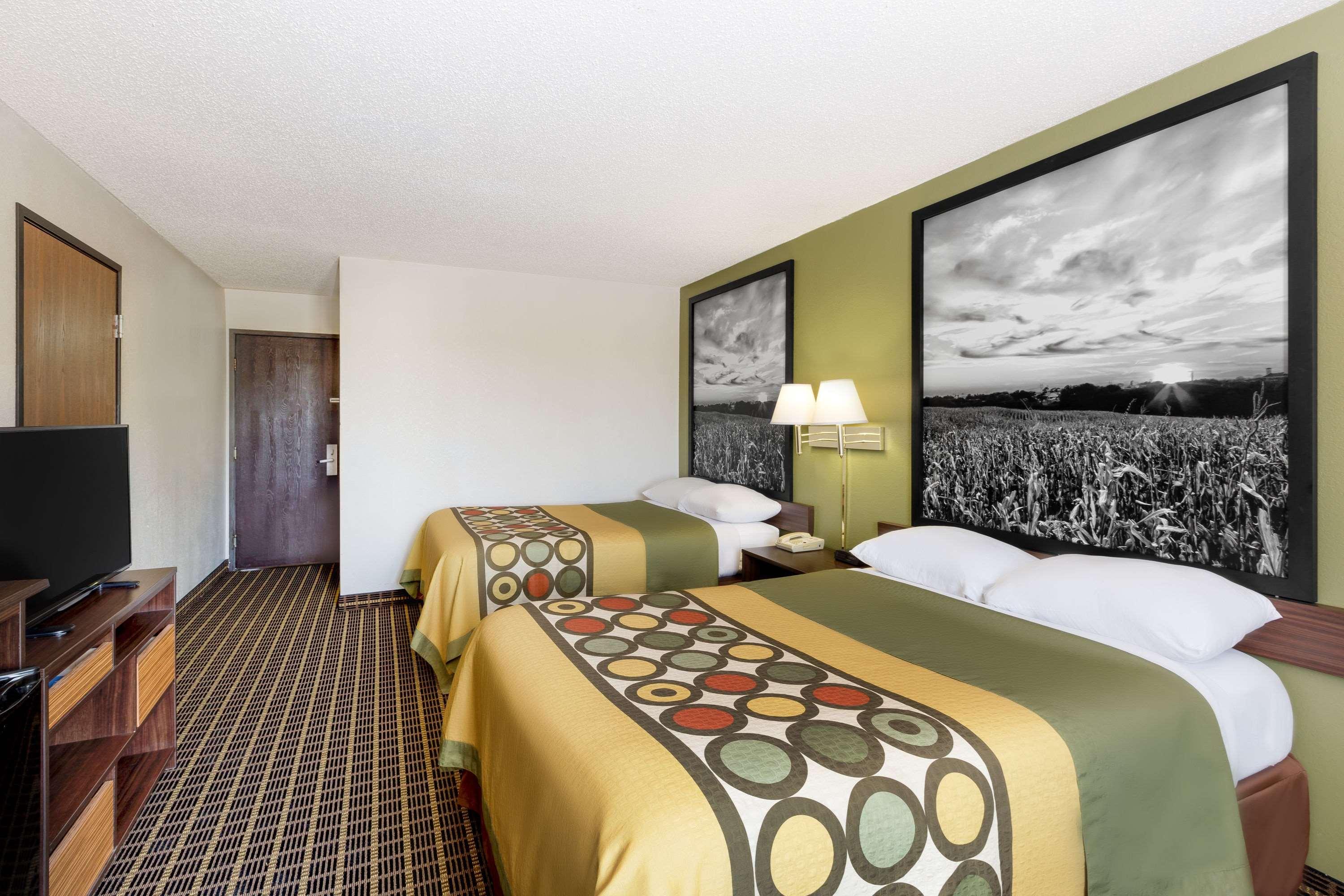 ซูเปอร์ 8 บาย วินด์แฮม นอร์ฟอล์ค Motel นอร์โฟล์ค ภายนอก รูปภาพ