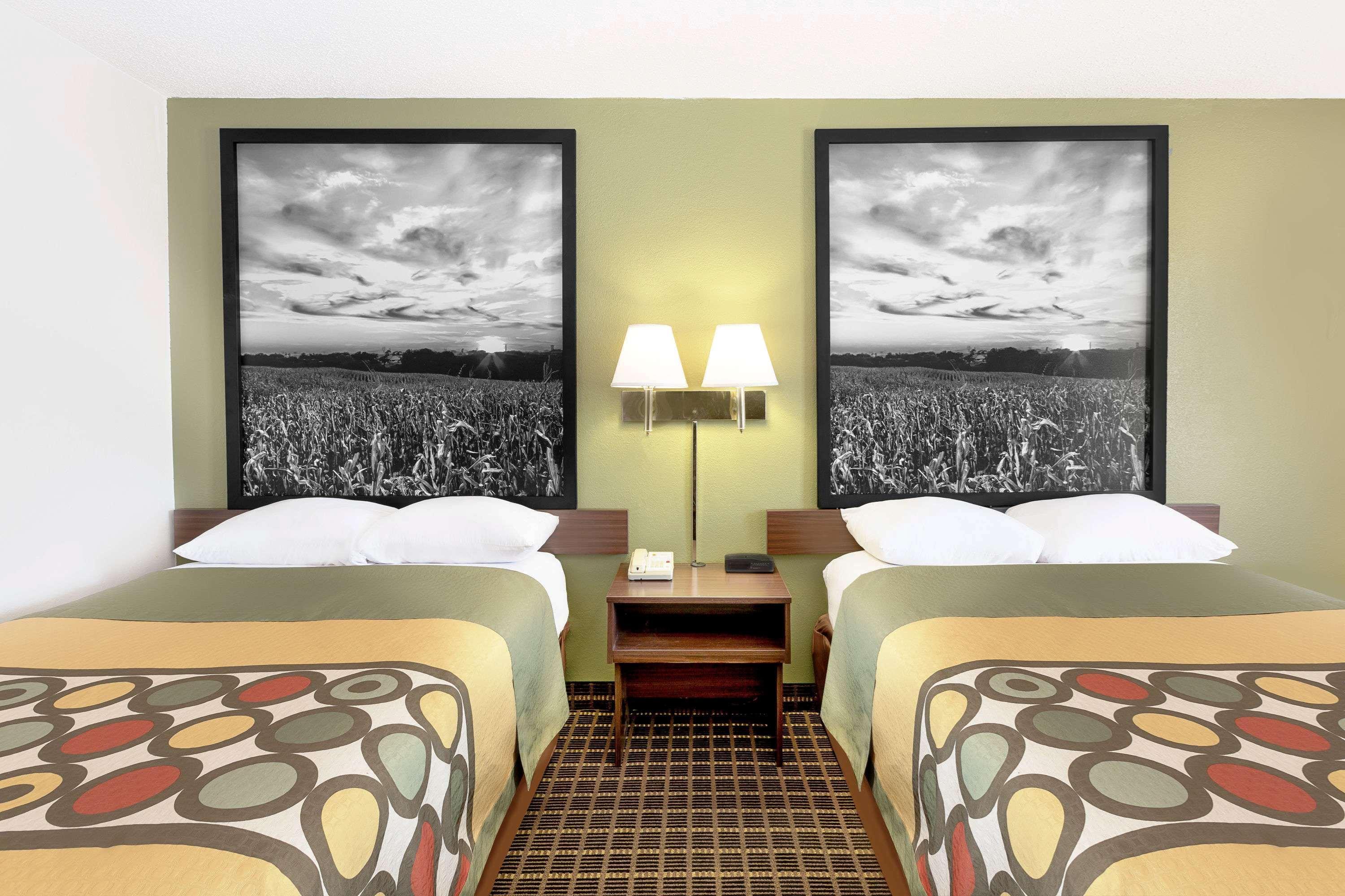 ซูเปอร์ 8 บาย วินด์แฮม นอร์ฟอล์ค Motel นอร์โฟล์ค ภายนอก รูปภาพ
